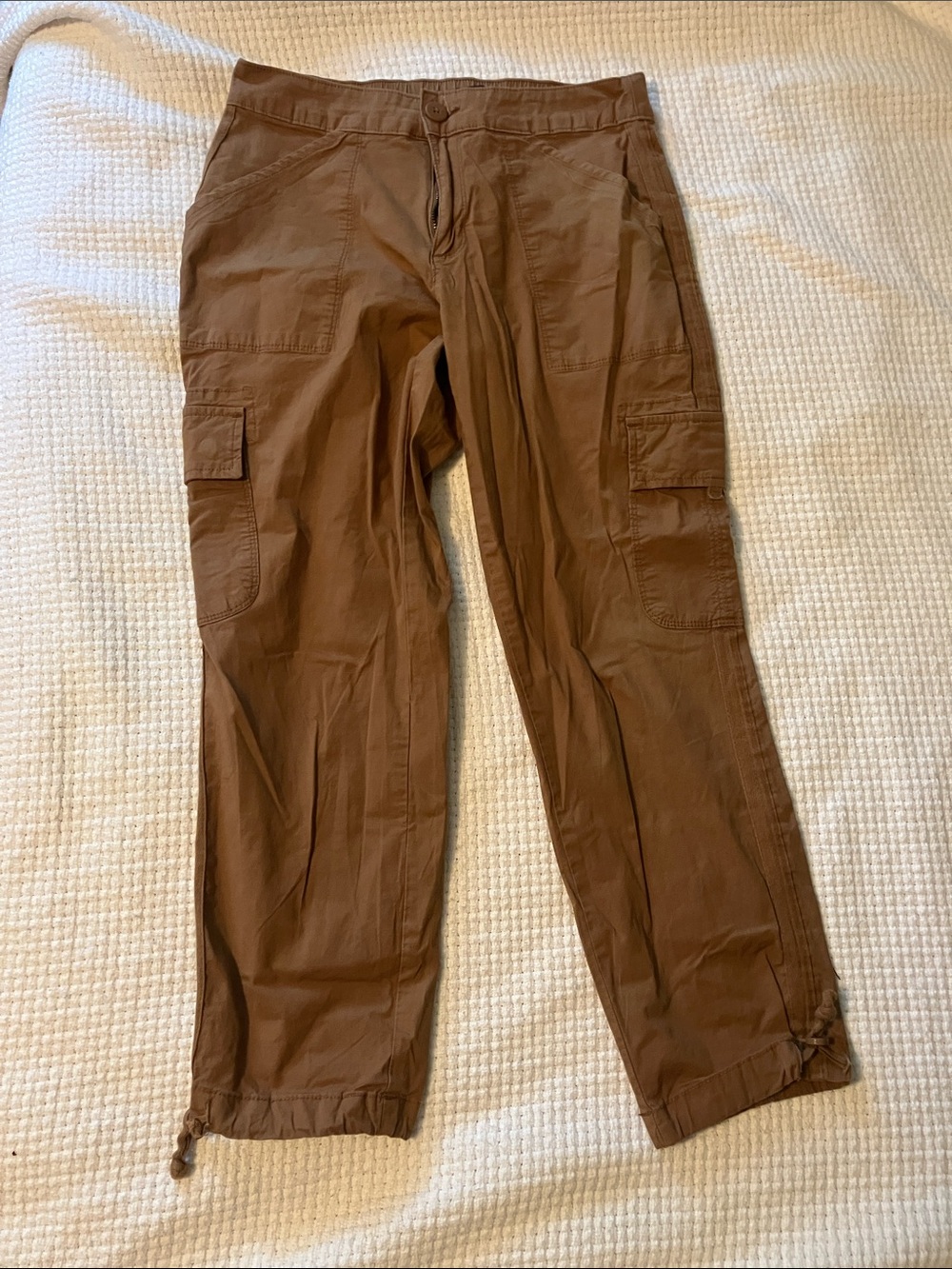 Social Standard by Sanctuary Ladies Portside Cargo Crop Ankle Pants - Picture 2 of 6
